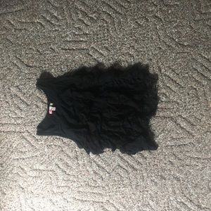 black ruffles tank